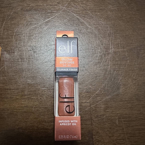 TARGET ( 2 )HOLOGRAPHIC SWAG BAG - Picture 4 of 6